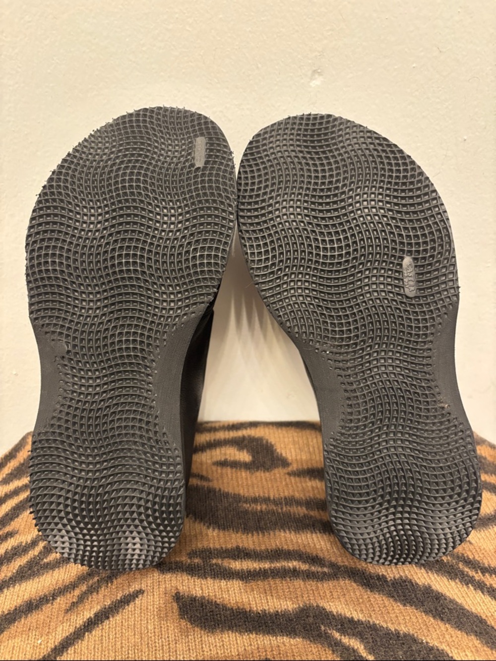 Lofina Black Open-Toe Slide Mules - Picture 3 of 3